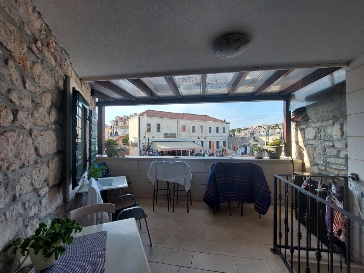 Guest house Paola Primošten Extérieur photo