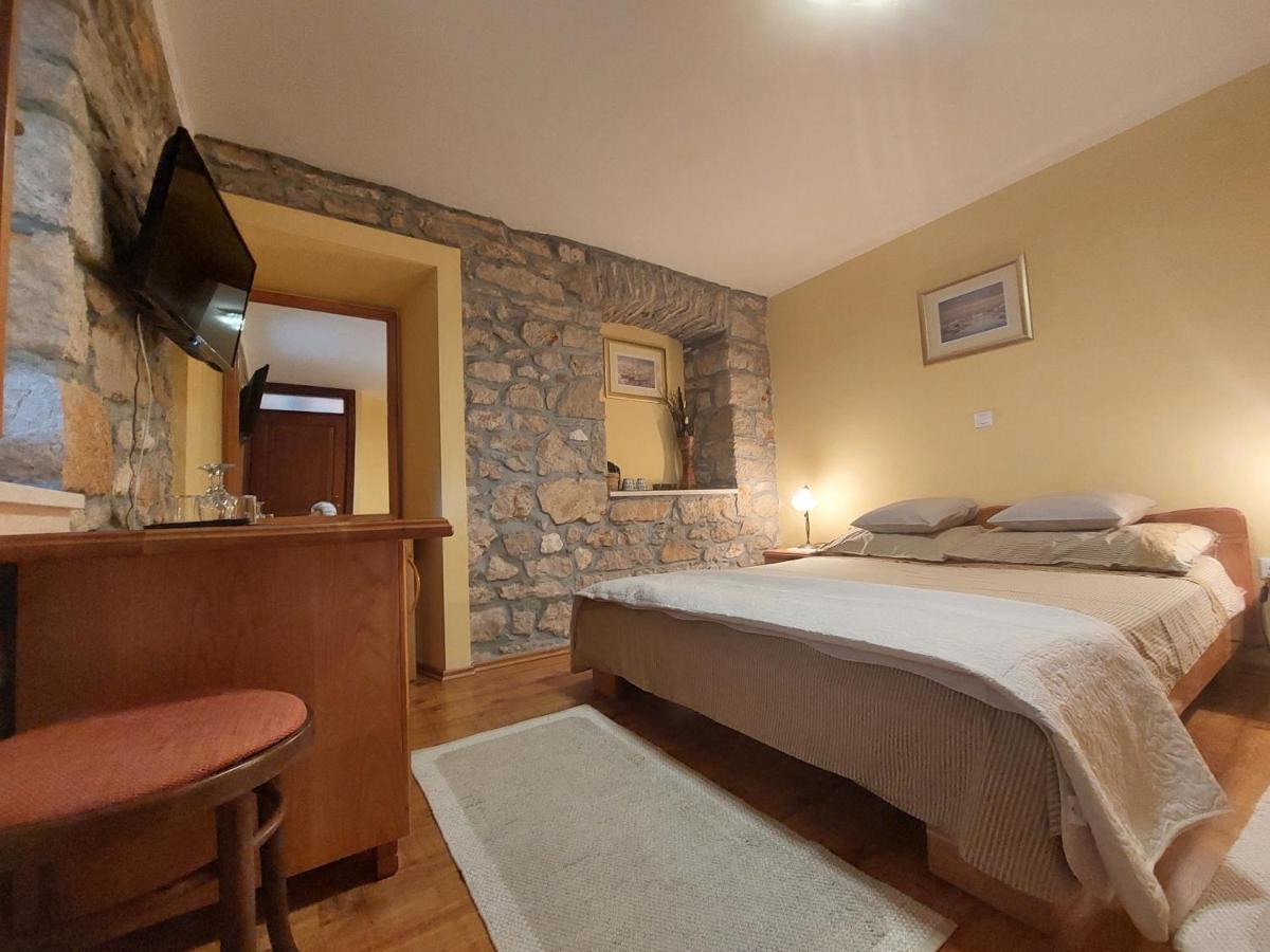 Guest house Paola Primošten Extérieur photo