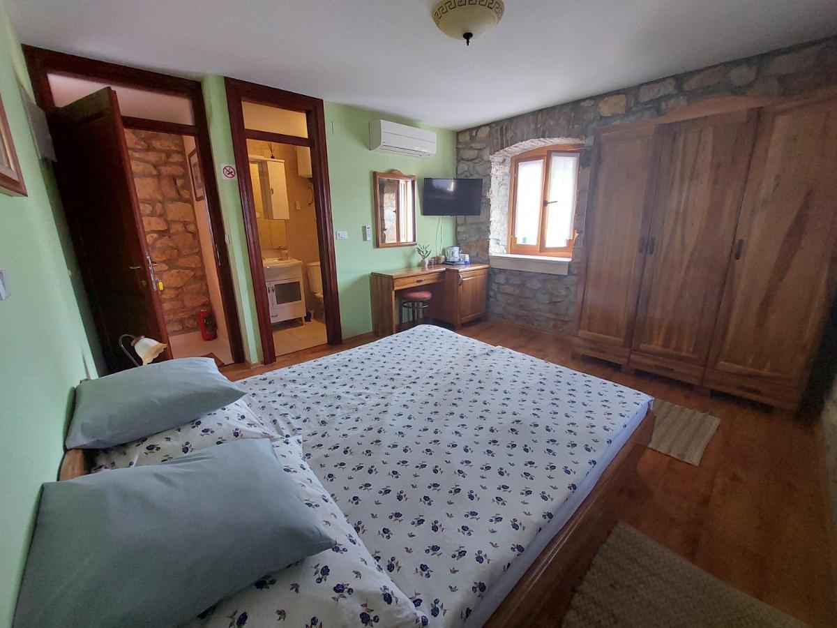 Guest house Paola Primošten Extérieur photo