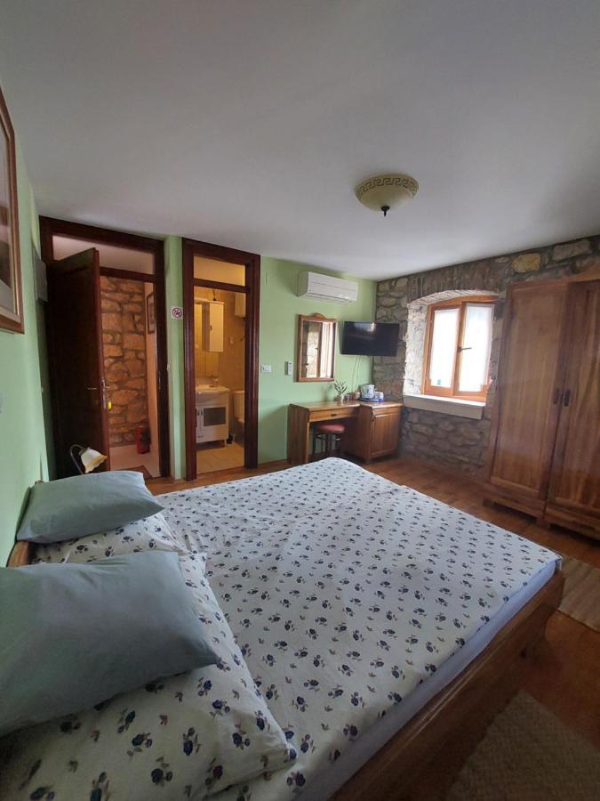 Guest house Paola Primošten Extérieur photo