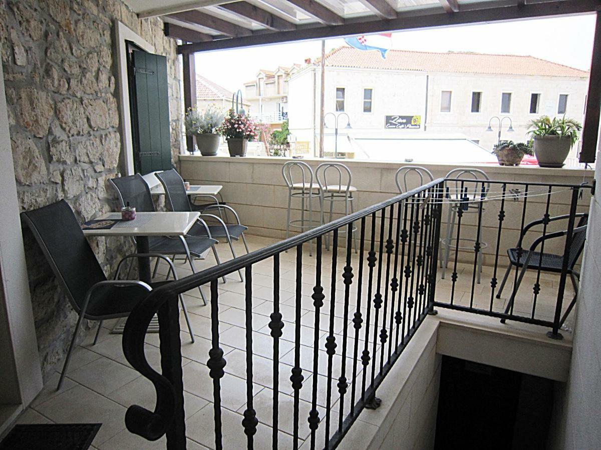 Guest house Paola Primošten Extérieur photo