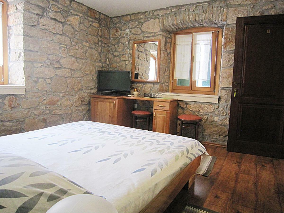 Guest house Paola Primošten Extérieur photo